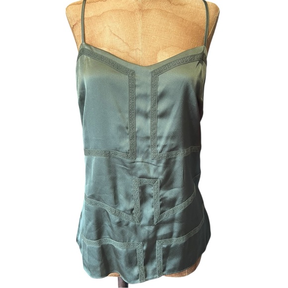 Banana Republic Satin Green Camisole NWT M - Picture 1 of 8